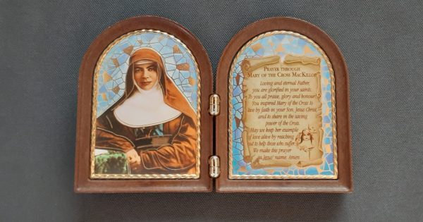 Plaque: Mary MacKillop with Prayer